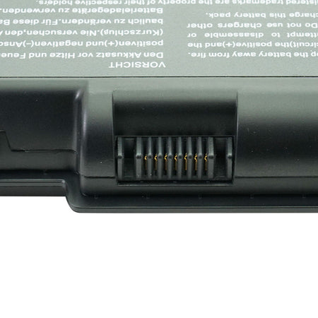 Close-up of AS07A41 6600mAh 73Wh compatible laptop battery connector for Acer Aspire 5740 5542G 4730Z 4310 5738