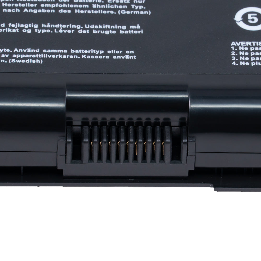 Close-up of compatible laptop battery connector for Asus G72GX G71GX G72G G71G G72V G71V